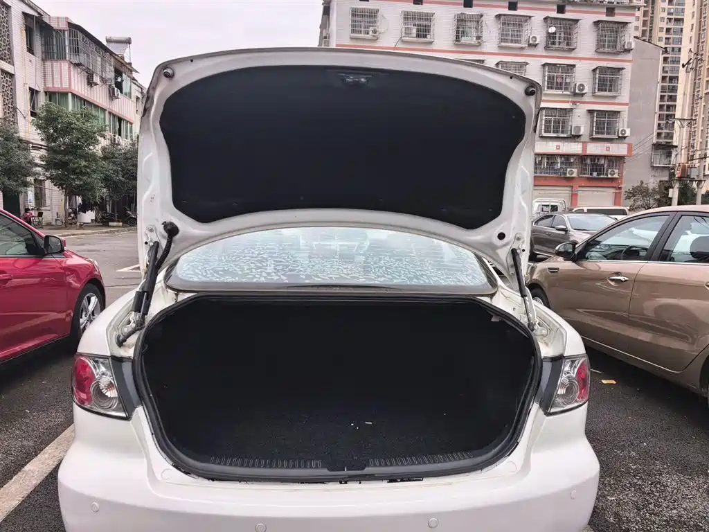 Mazda 6 2015 — фото 16