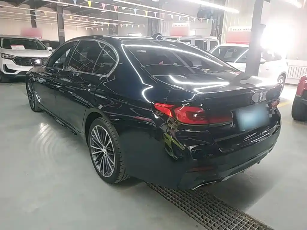 BMW 5 Series 2022