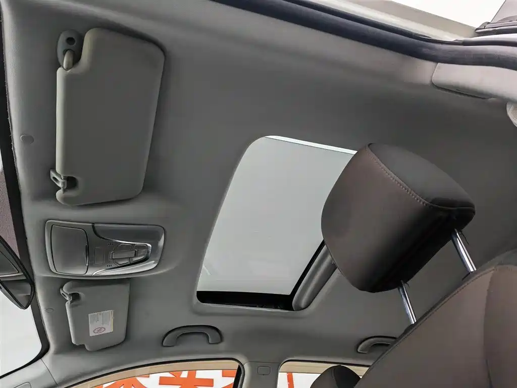 GAC Motor Trumpchi GS4 2016 — фото 14