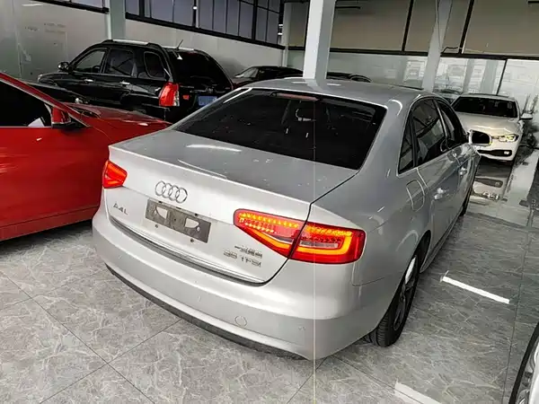 Audi A4L 2014