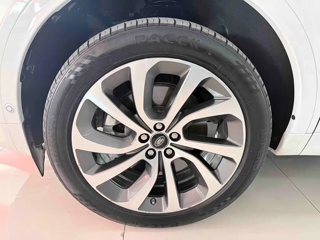 Land Rover Discovery Sport 2020