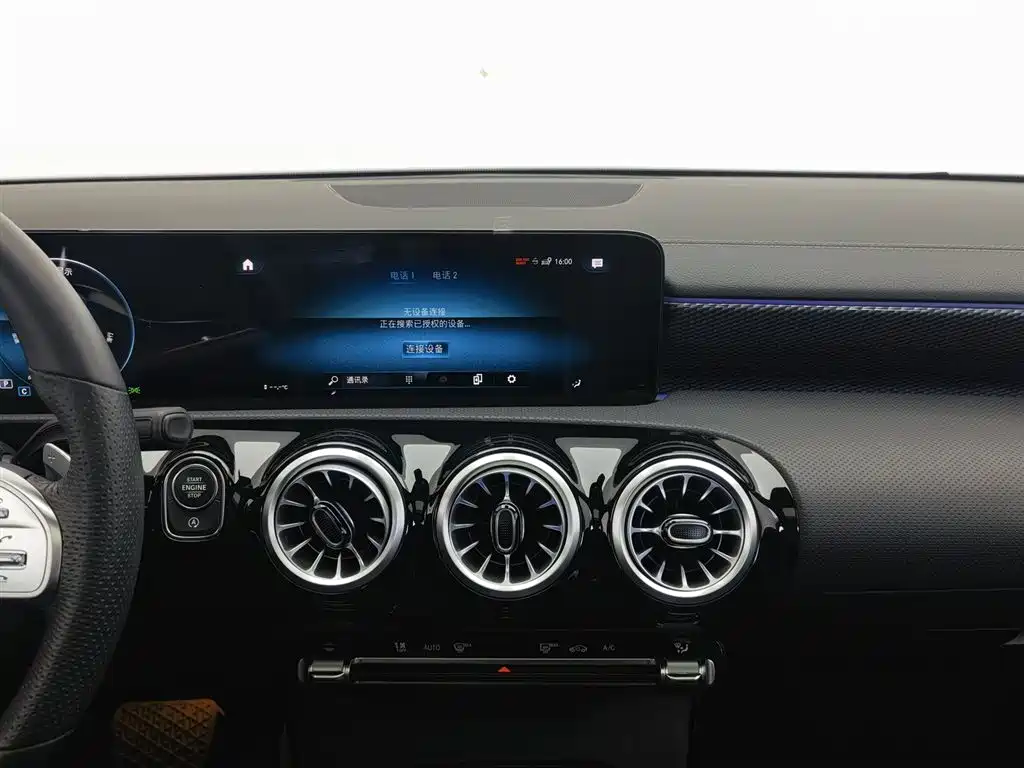 Mercedes-Benz A-Class 2022 — фото 12