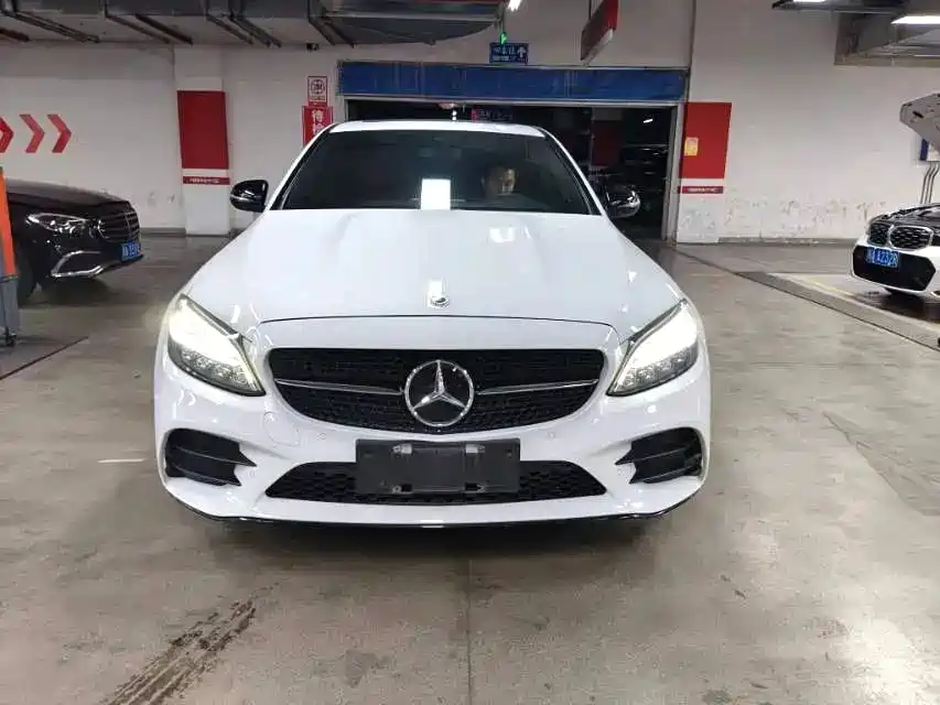 Mercedes-Benz C-Class 2021
