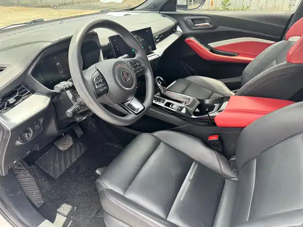 MG MG5 2022