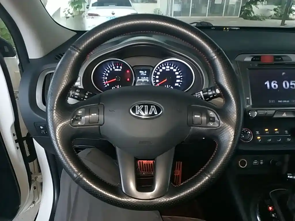 Kia Sportage 2016 — фото 11