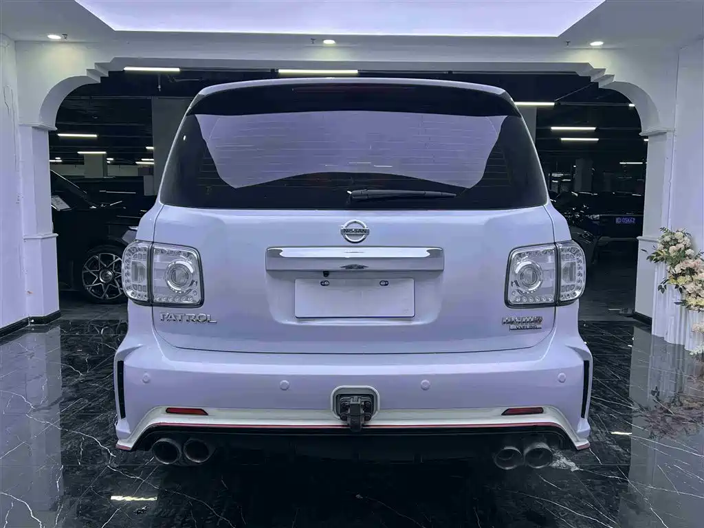 Nissan Patrol 2018 — фото 18