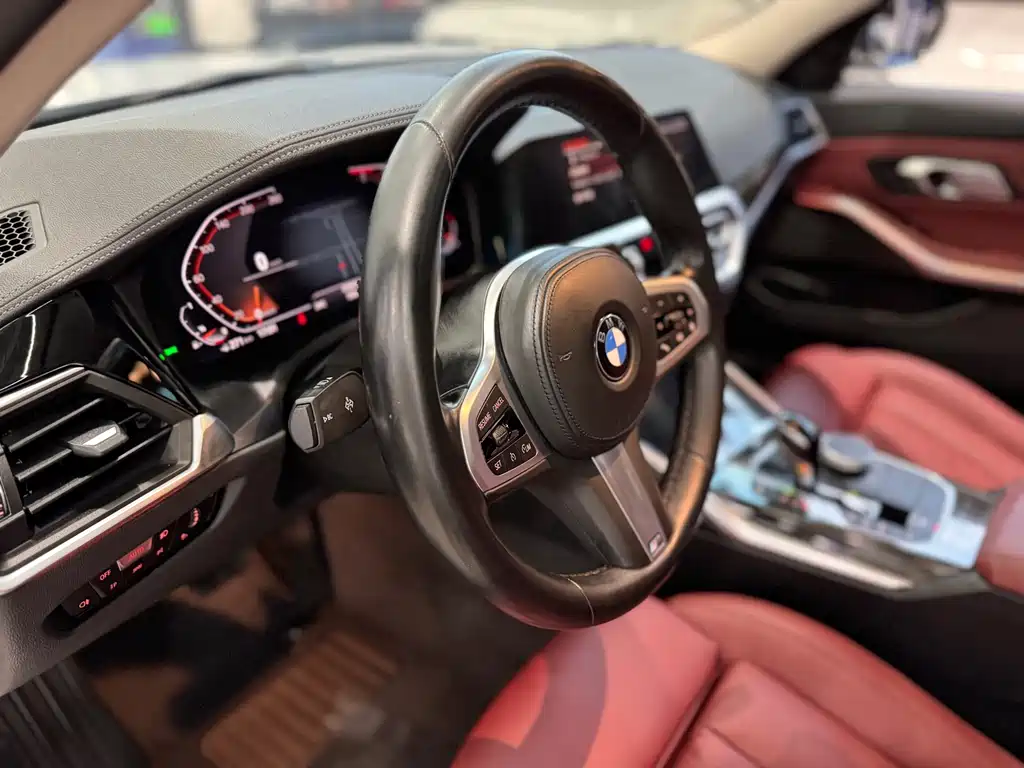BMW 3 Series 2022 — фото 14