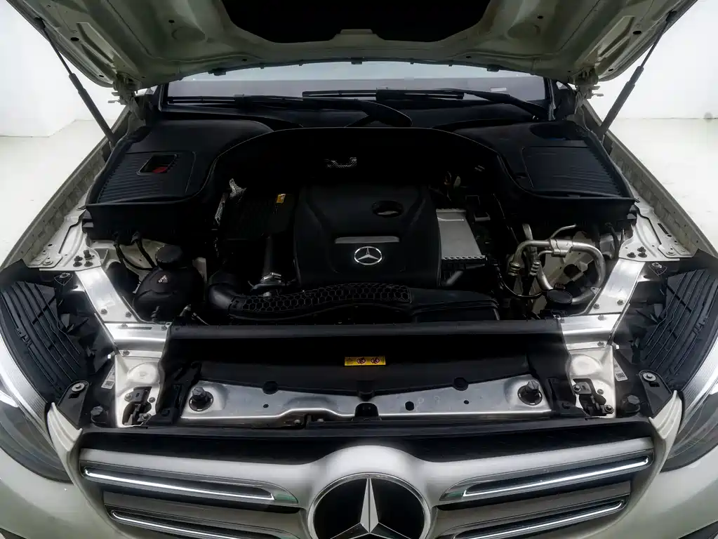 Mercedes-Benz GLC 2018 — фото 27