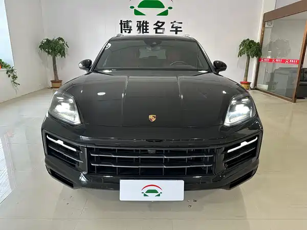 Porsche Cayenne 2024
