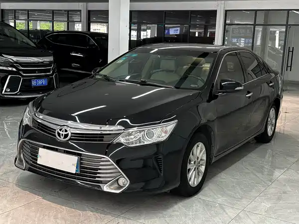 Toyota Camry 2016