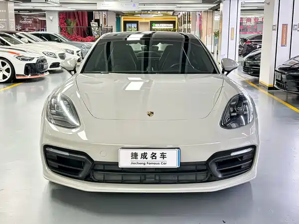 Porsche Panamera 2018
