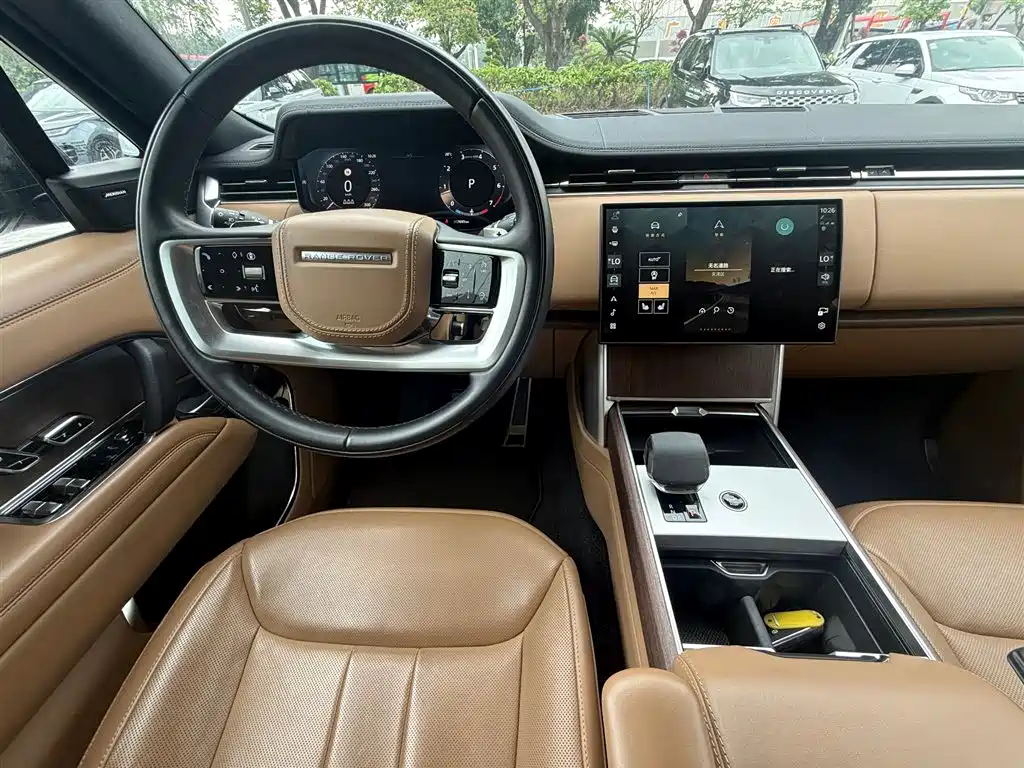 Land Rover Range Rover 2024 — фото 16