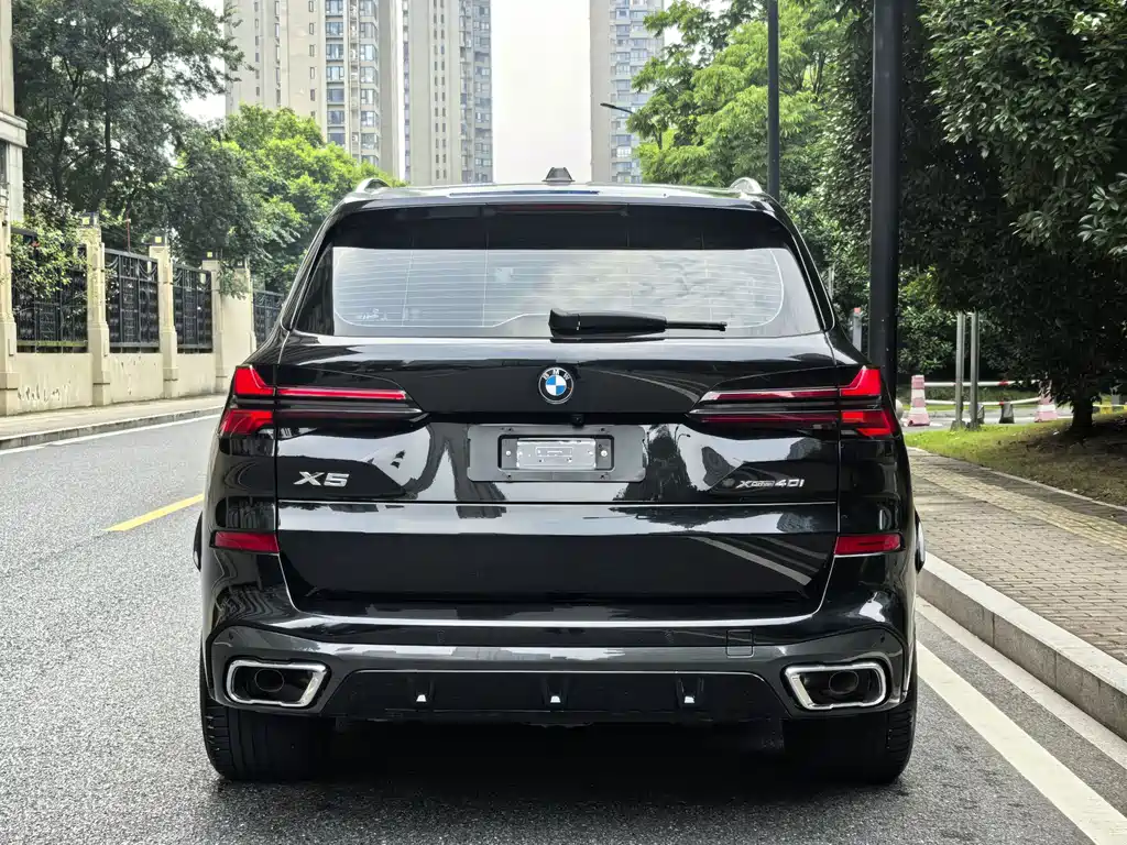 BMW X5 2024