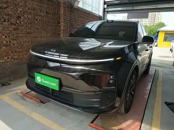 Li Auto L6 2026