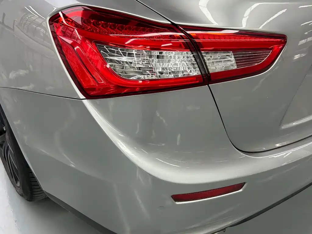 Maserati Ghibli 2016 — фото 13