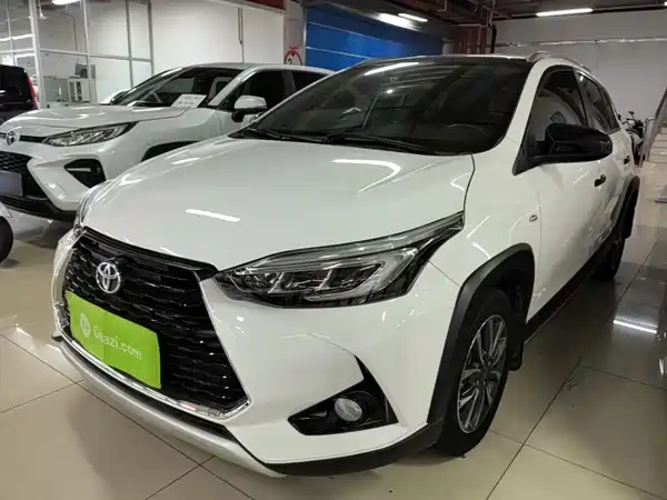 Toyota Yaris L 2023