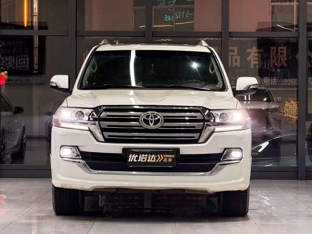 Toyota Land Cruiser 2019 — фото 2
