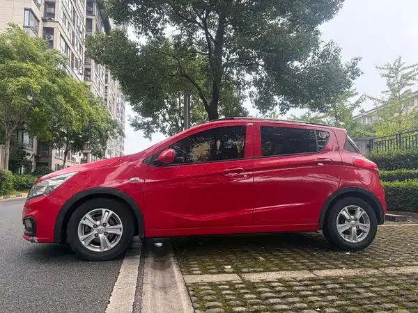 Baojun 310 2017