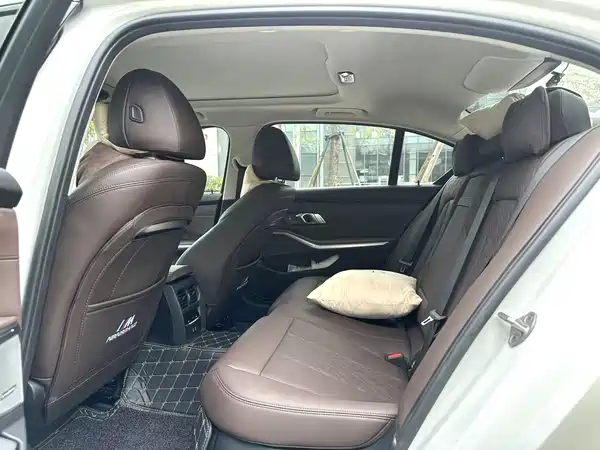 BMW 3 Series 2025