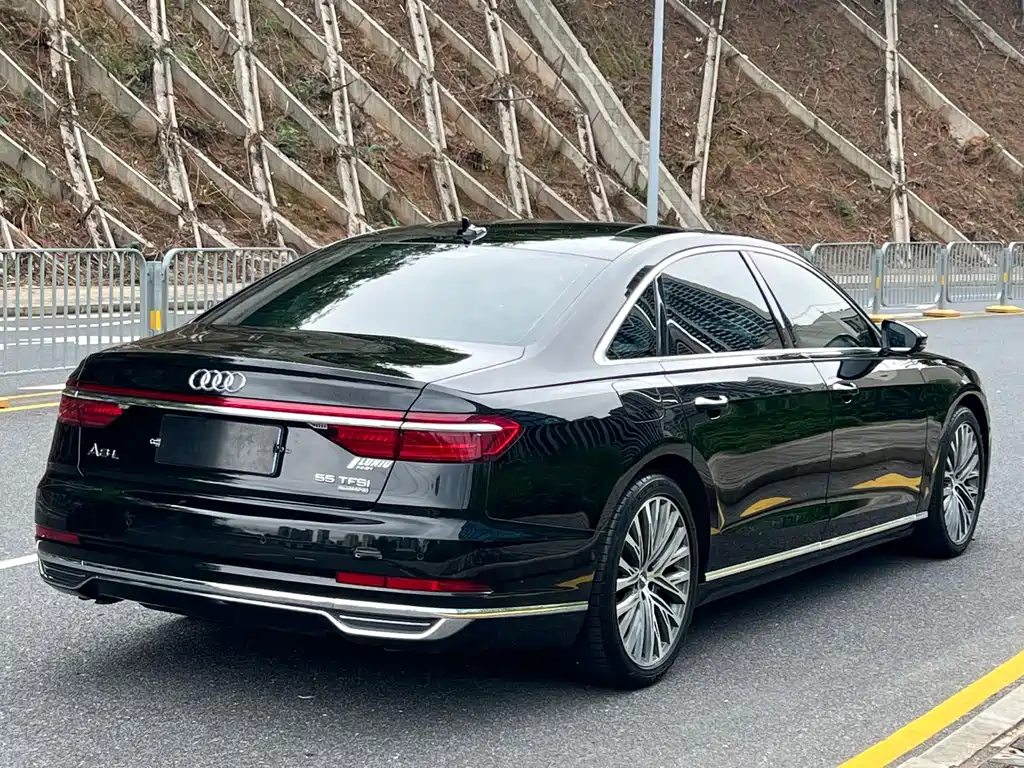 Audi A8 2019