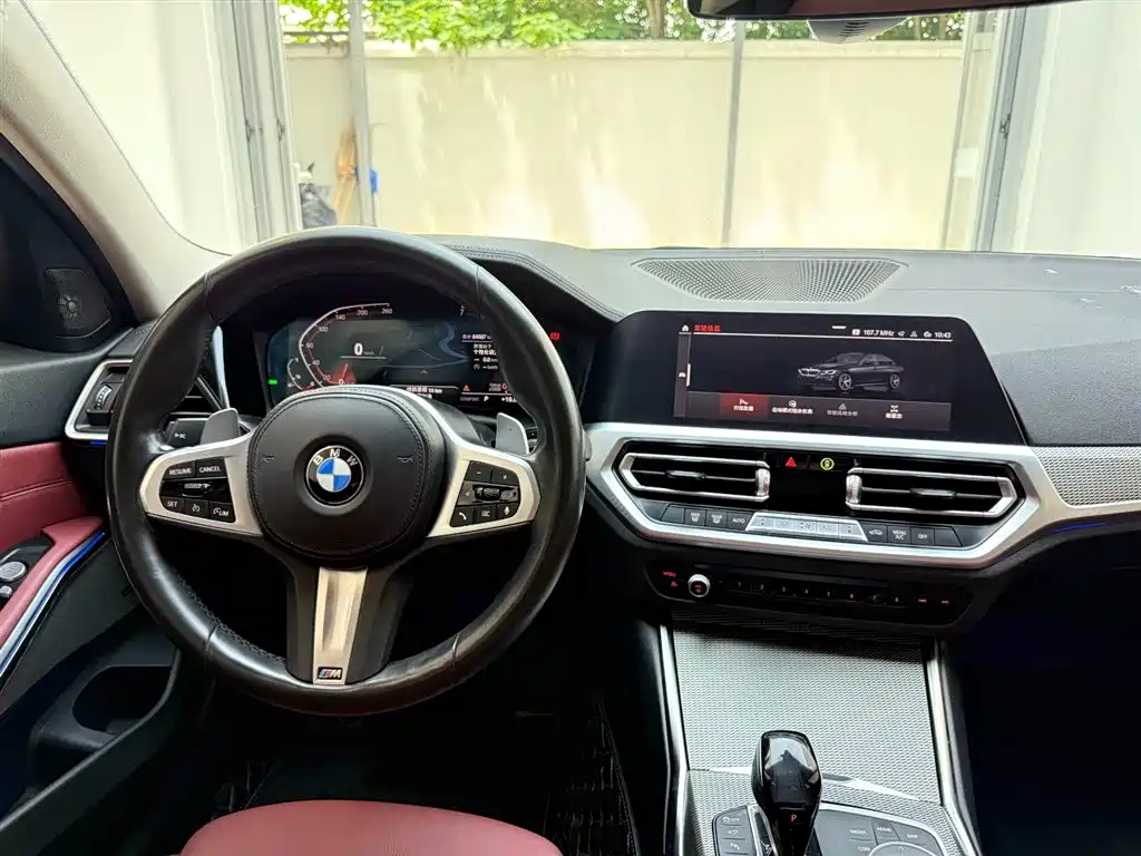 BMW 3 Series 2021 — фото 18