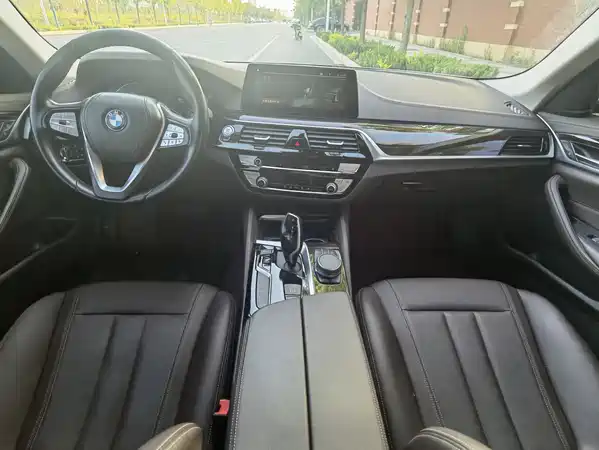 BMW 5 Series 2020
