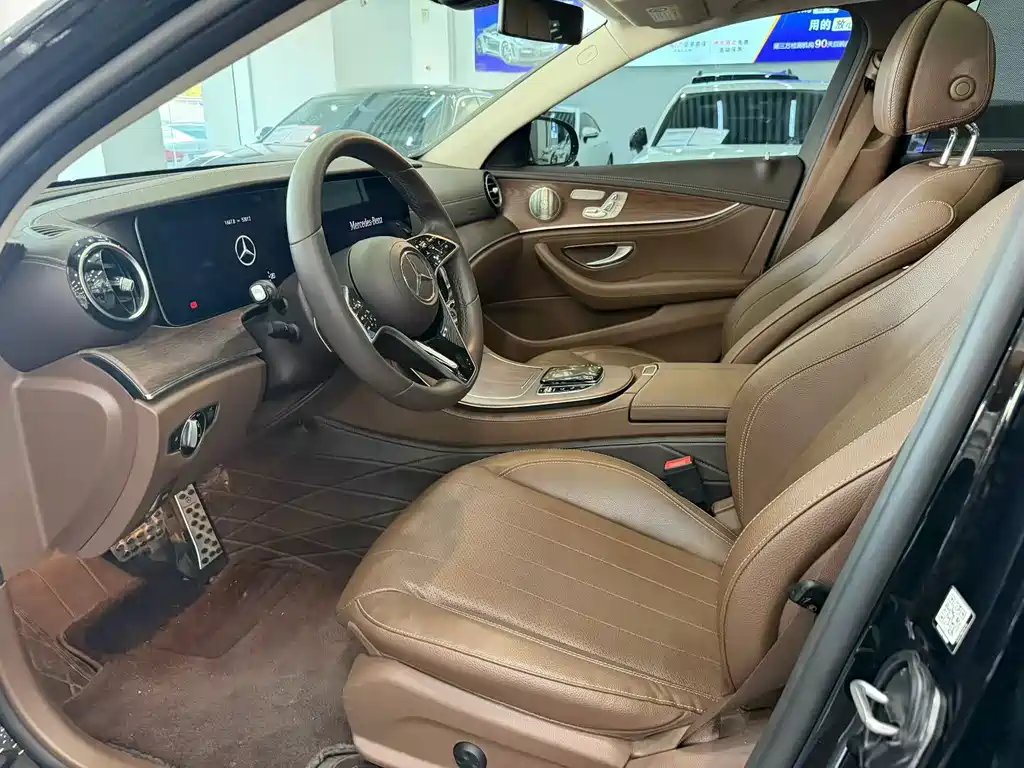 Mercedes-Benz E-Class 2023 — фото 5