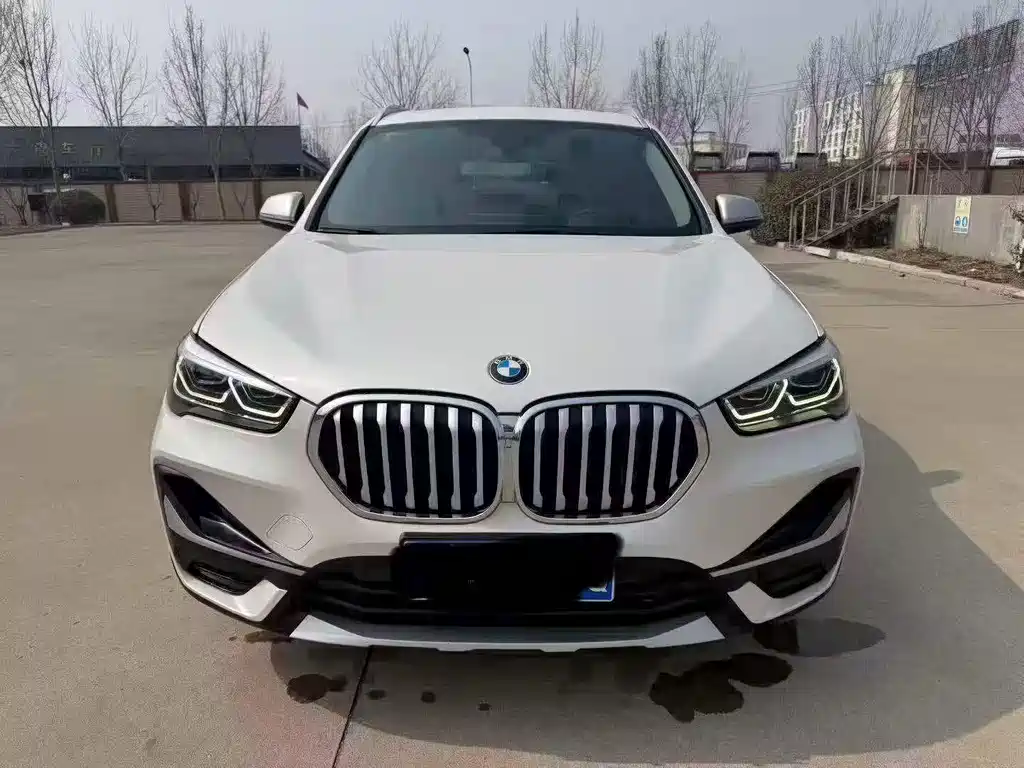 BMW X1 2021 — фото 2
