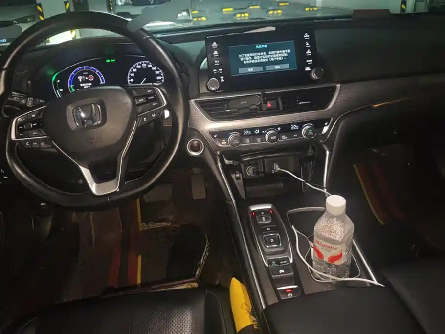 Honda Accord 2020 — фото 12