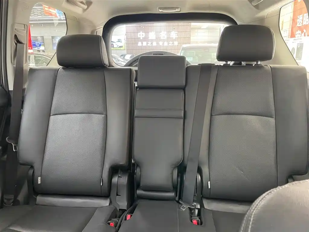 Toyota Prado 2019 — фото 13