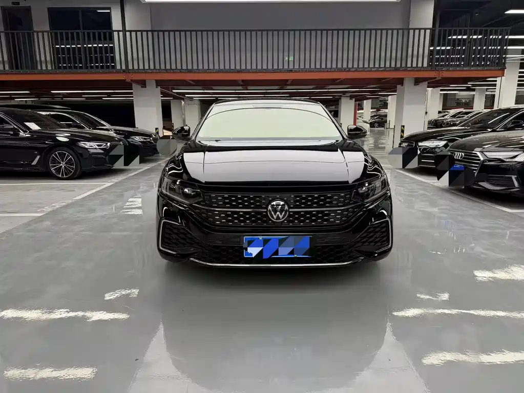 Volkswagen Passat 2024
