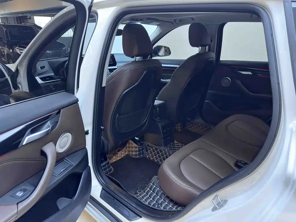 BMW X1 2022 — фото 10