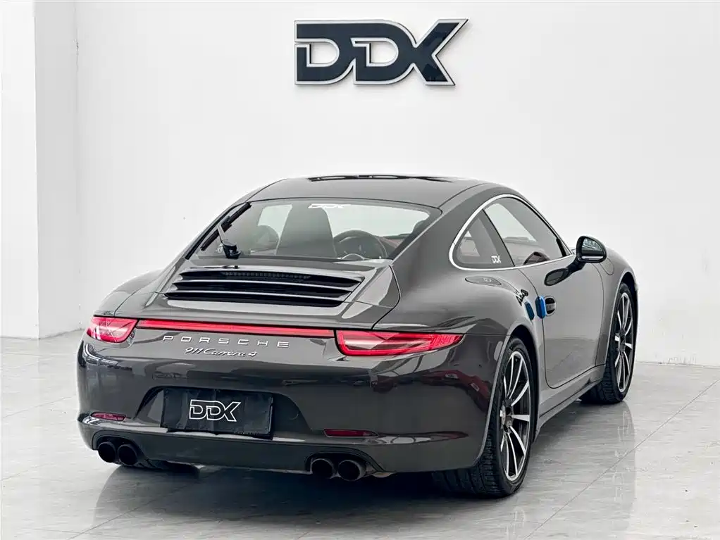 Porsche 911 2013