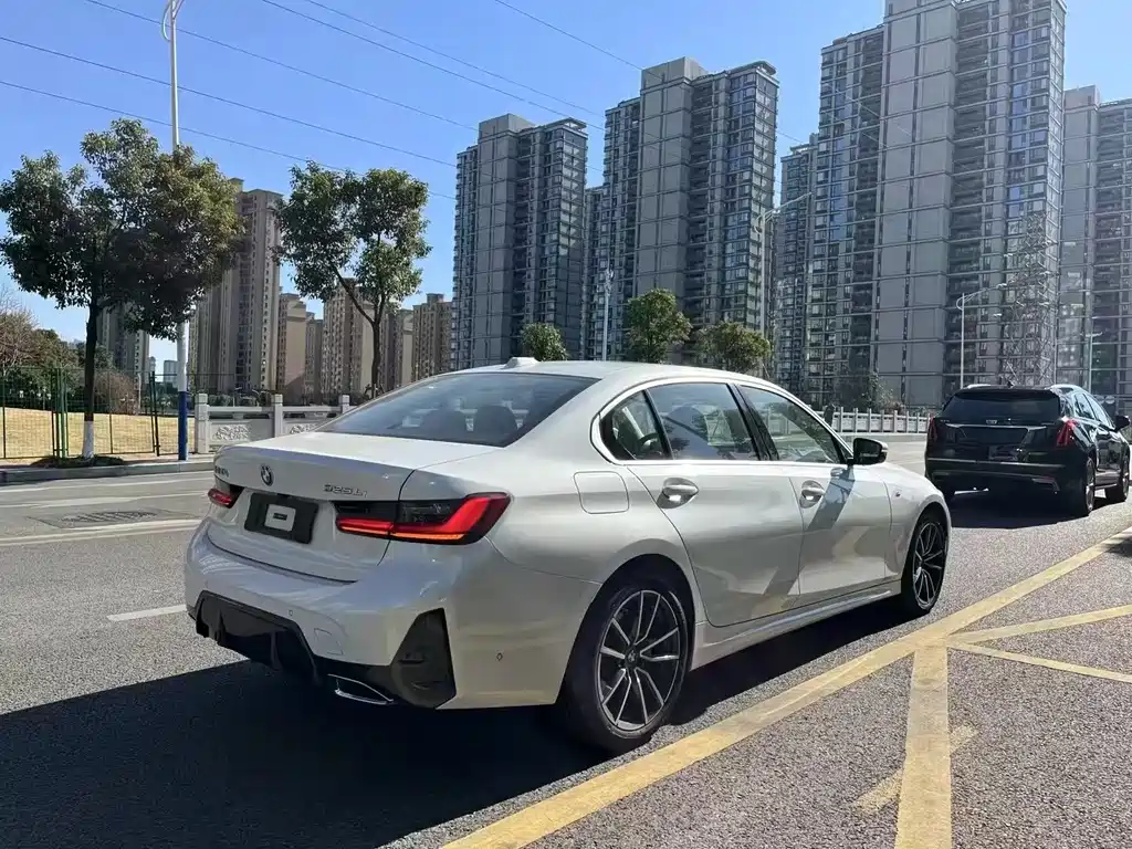 BMW 3 Series 2024