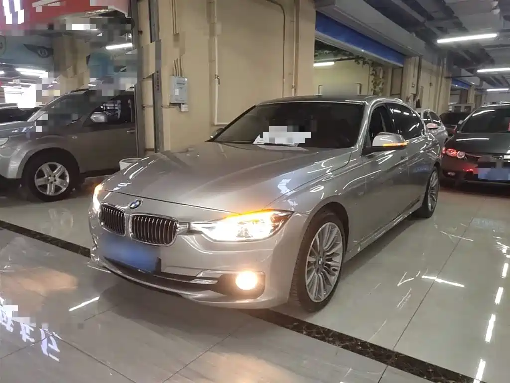 BMW 3 Series 2017 — фото 1