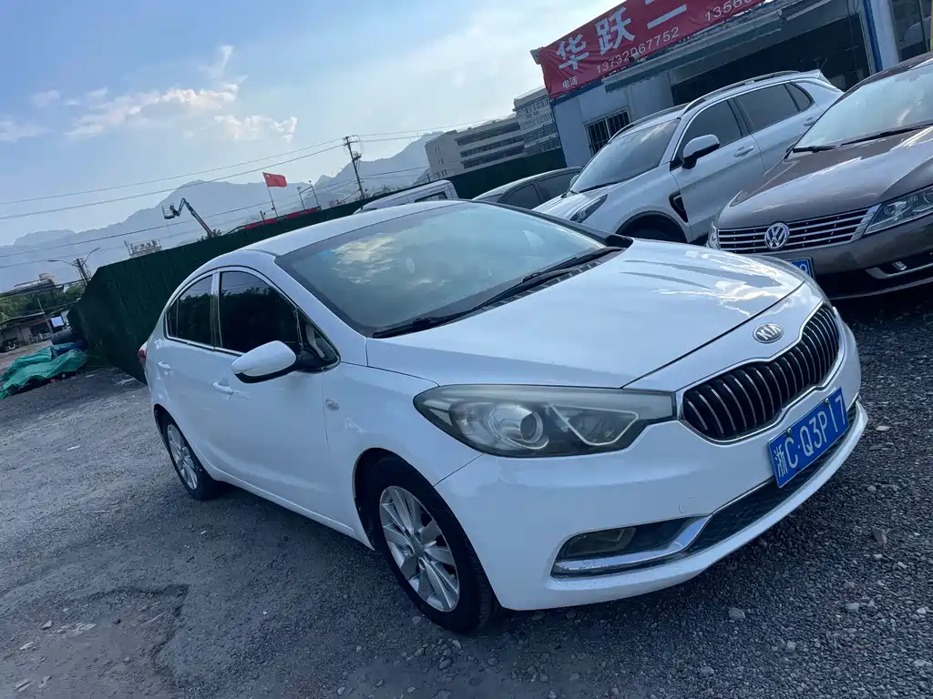 Kia K3 2013