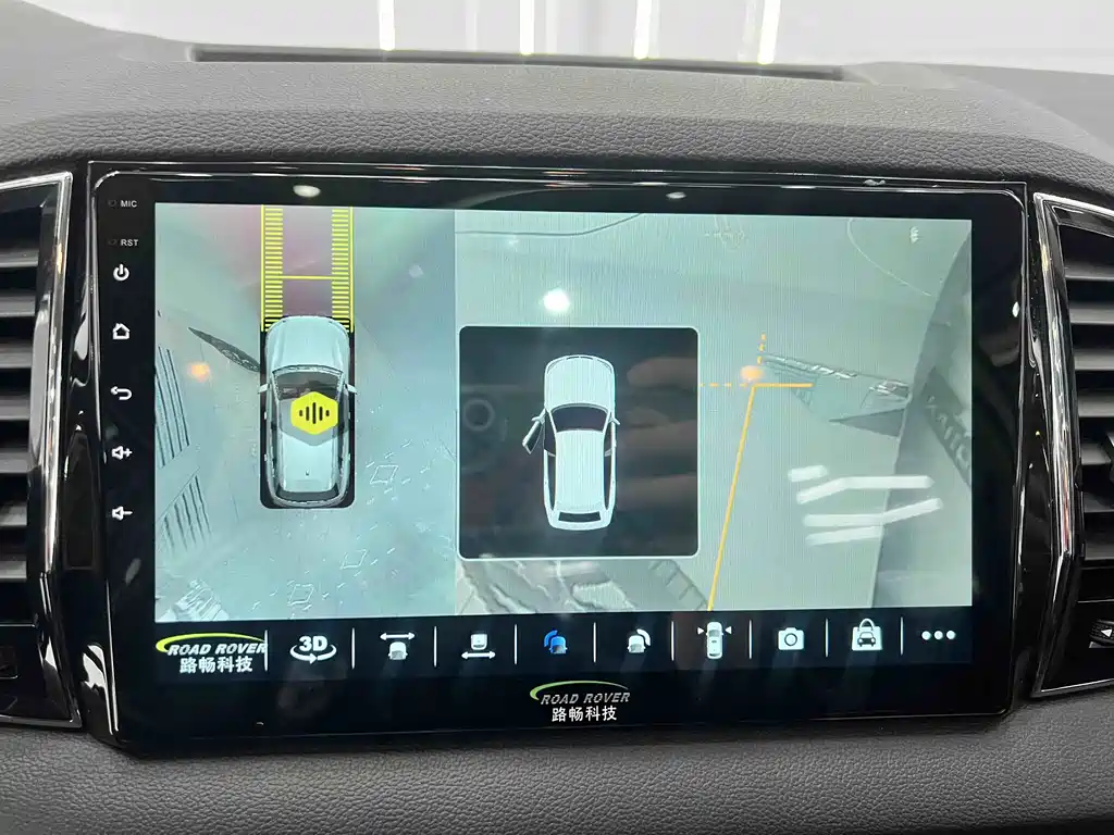 Skoda Karoq 2022 — фото 11