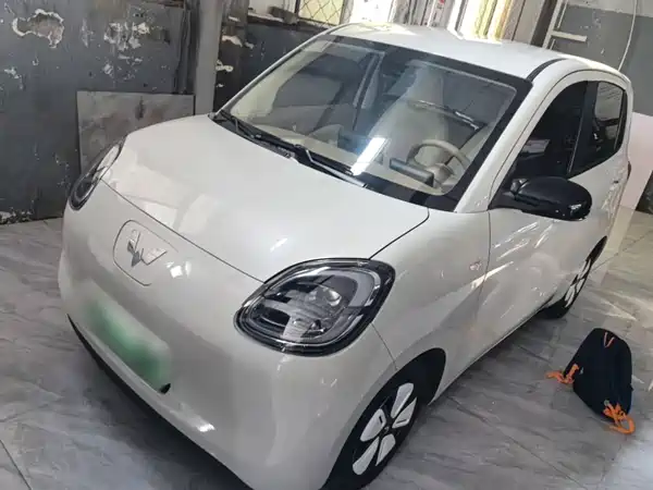 Wuling Hongguang MINIEV 2025