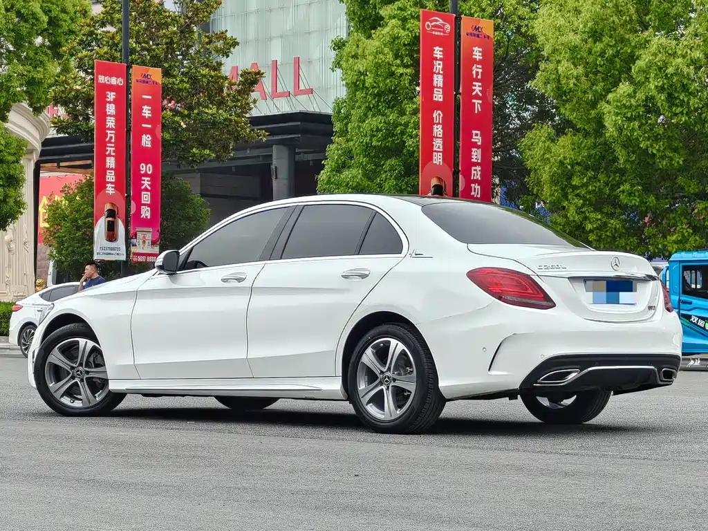 Mercedes-Benz C-Class 2019
