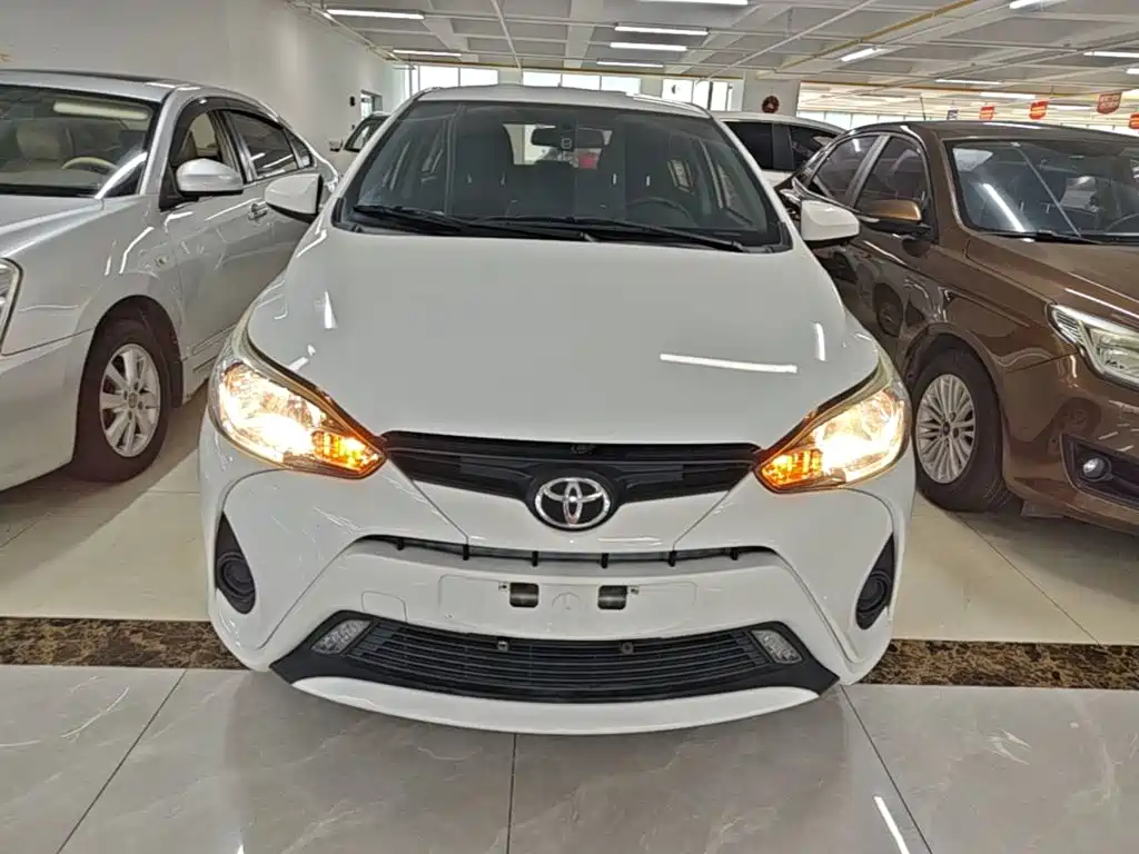 Toyota Yaris L 2019