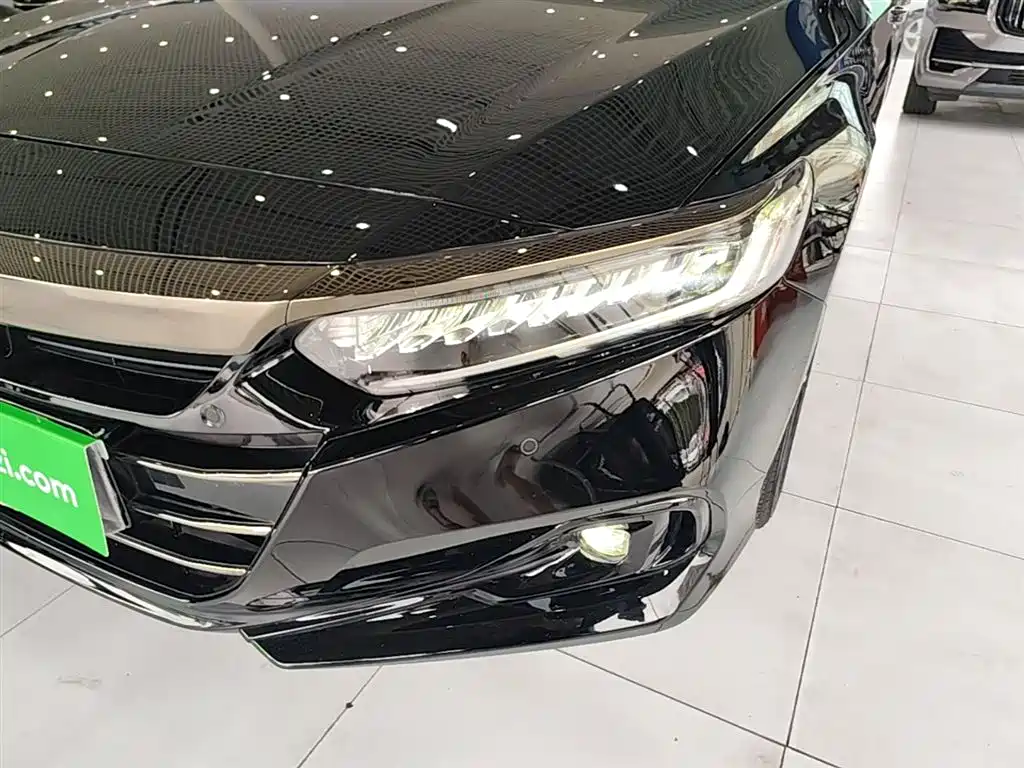 Honda Accord 2023 — фото 24