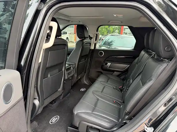 Land Rover Discovery 2019