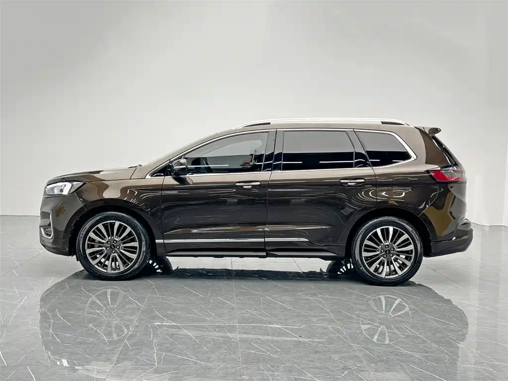 Ford Edge 2021 — фото 3