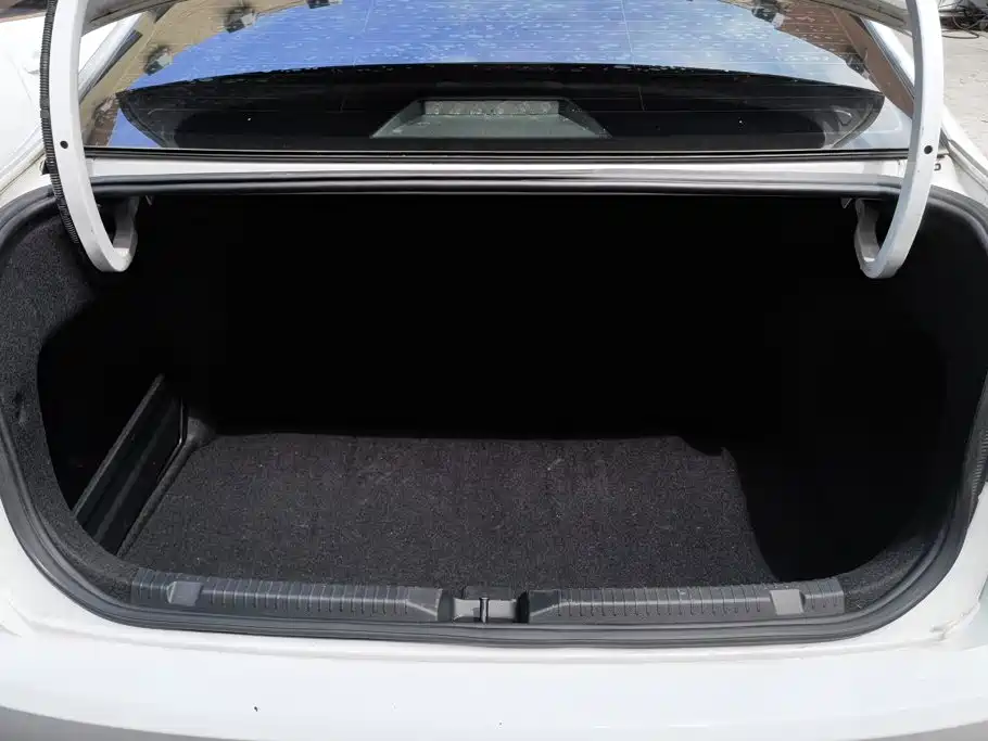 Volkswagen Bora 2022 — фото 4