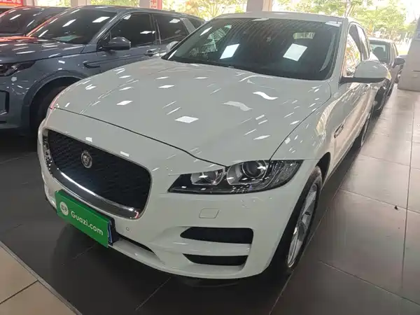 Jaguar F-PACE 2021
