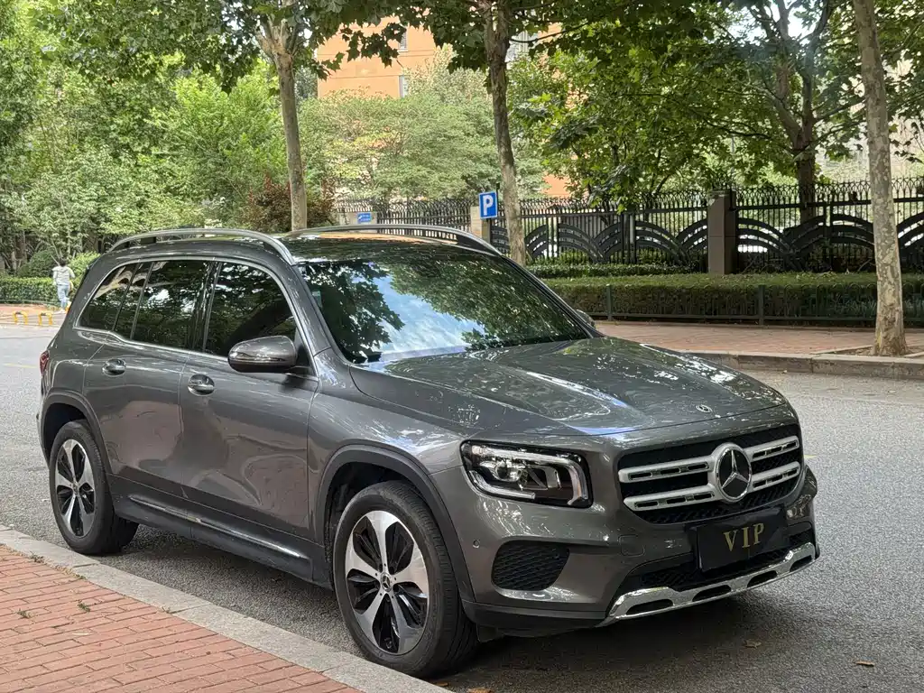 Mercedes-Benz GLB 2023 — фото 3