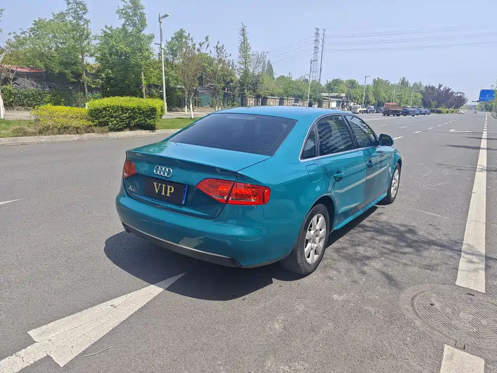 Audi A4L 2010