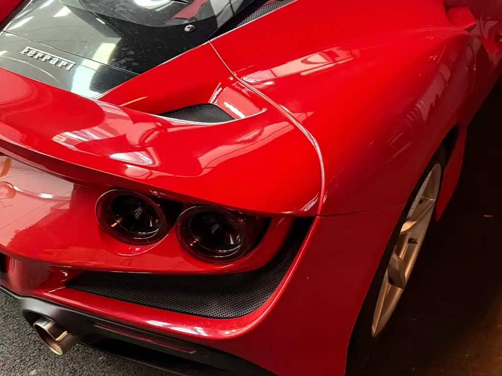 Ferrari F8 2022 — фото 12