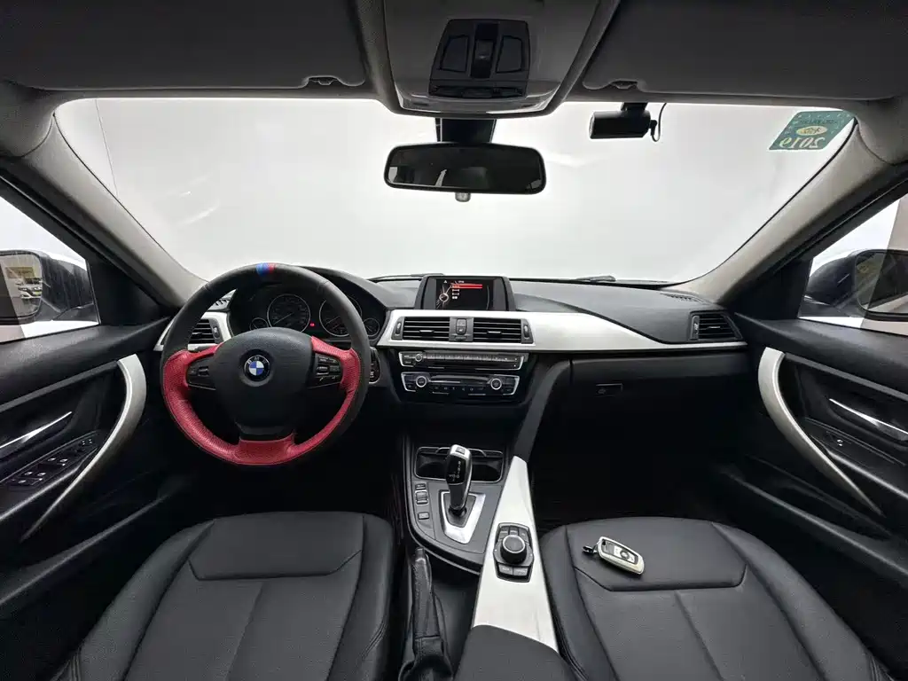 BMW 3 Series 2015 — фото 4