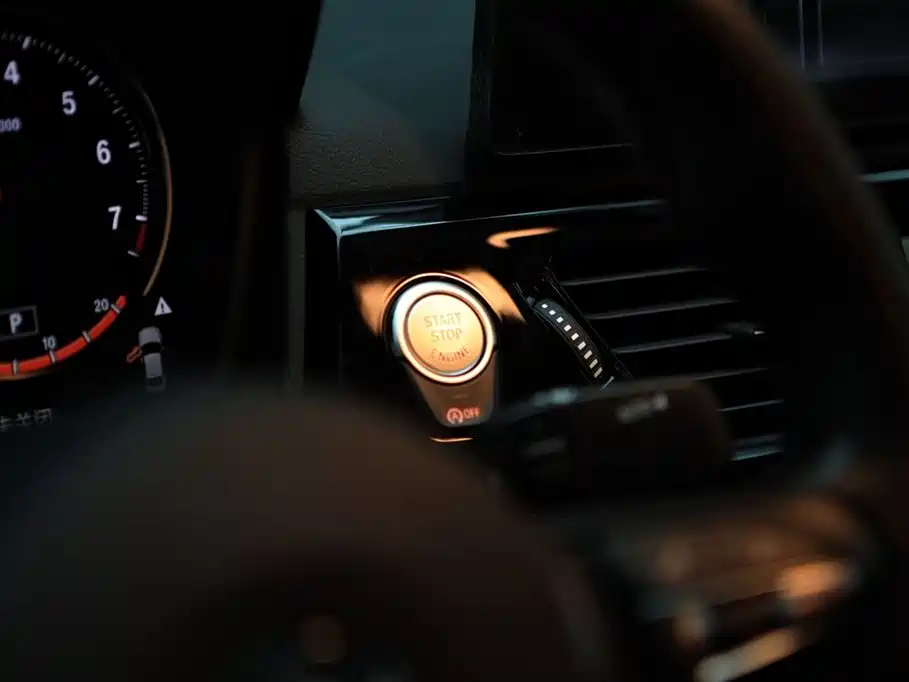 BMW 1 Series 2023 — фото 13